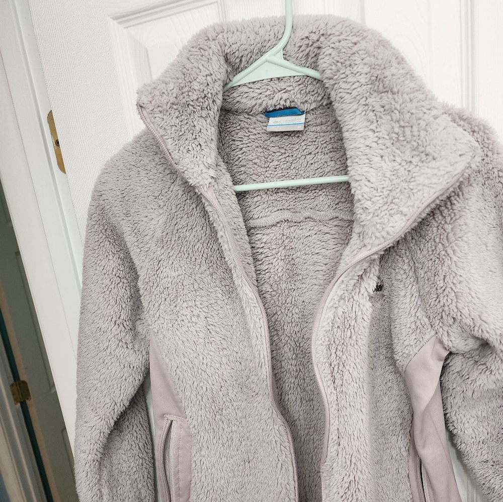 Columbia fuzzy jacket